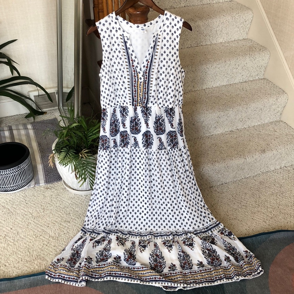 Old Navy Boho Tassel Maxi Dress